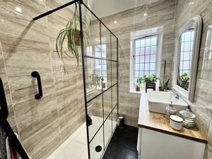 Photo 13- click for photo gallery